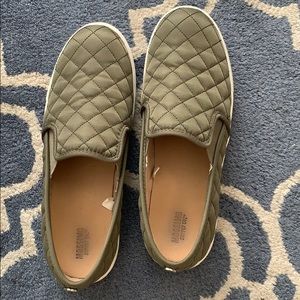 Mossimo slip ons